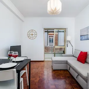 Go Native Lisbon - City Center Apartment